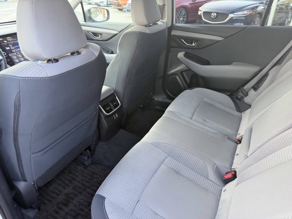 2023 Subaru Outback Image 31