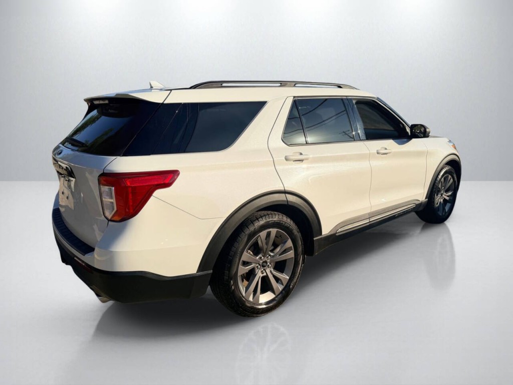 2021 Ford Explorer Image 7