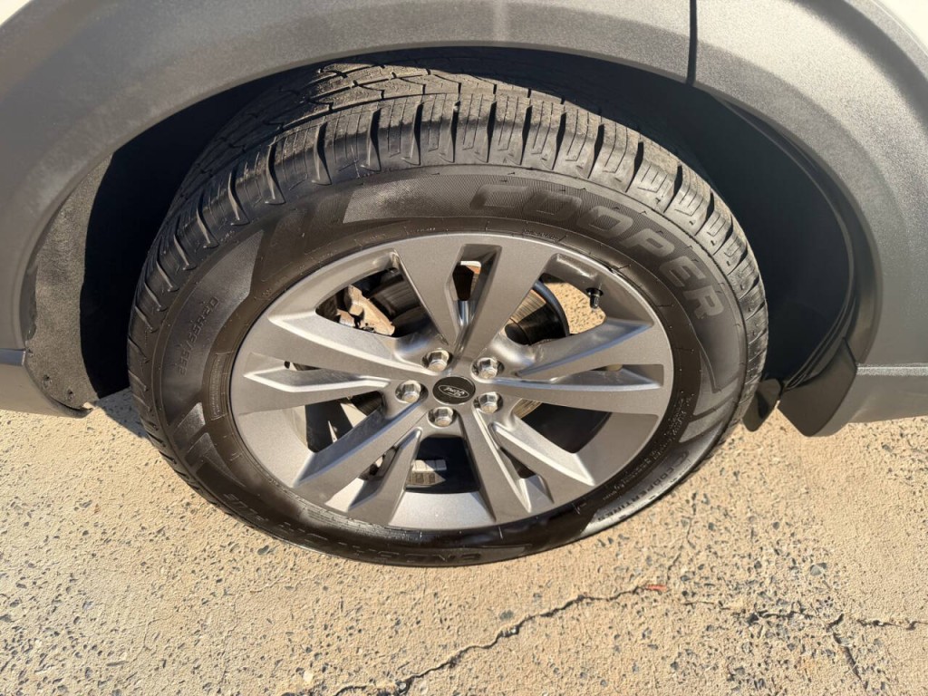 2021 Ford Explorer Image 10