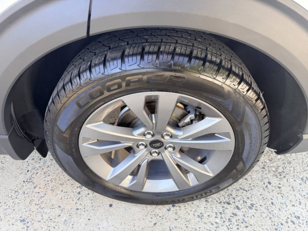 2021 Ford Explorer Image 11
