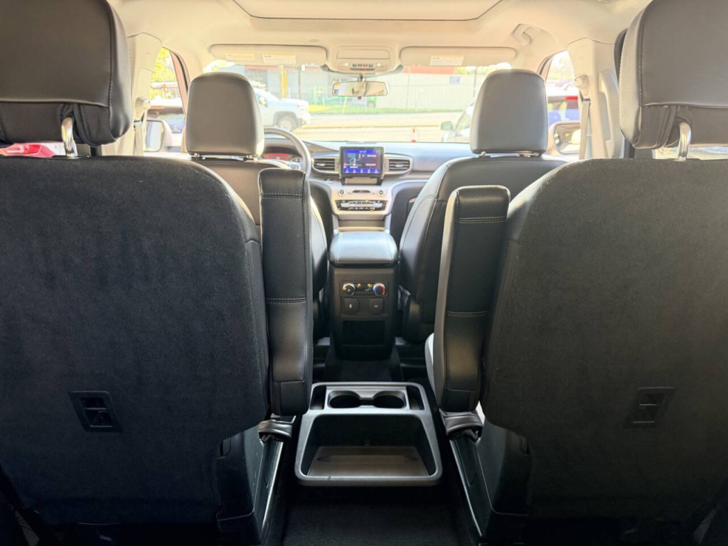 2021 Ford Explorer Image 27