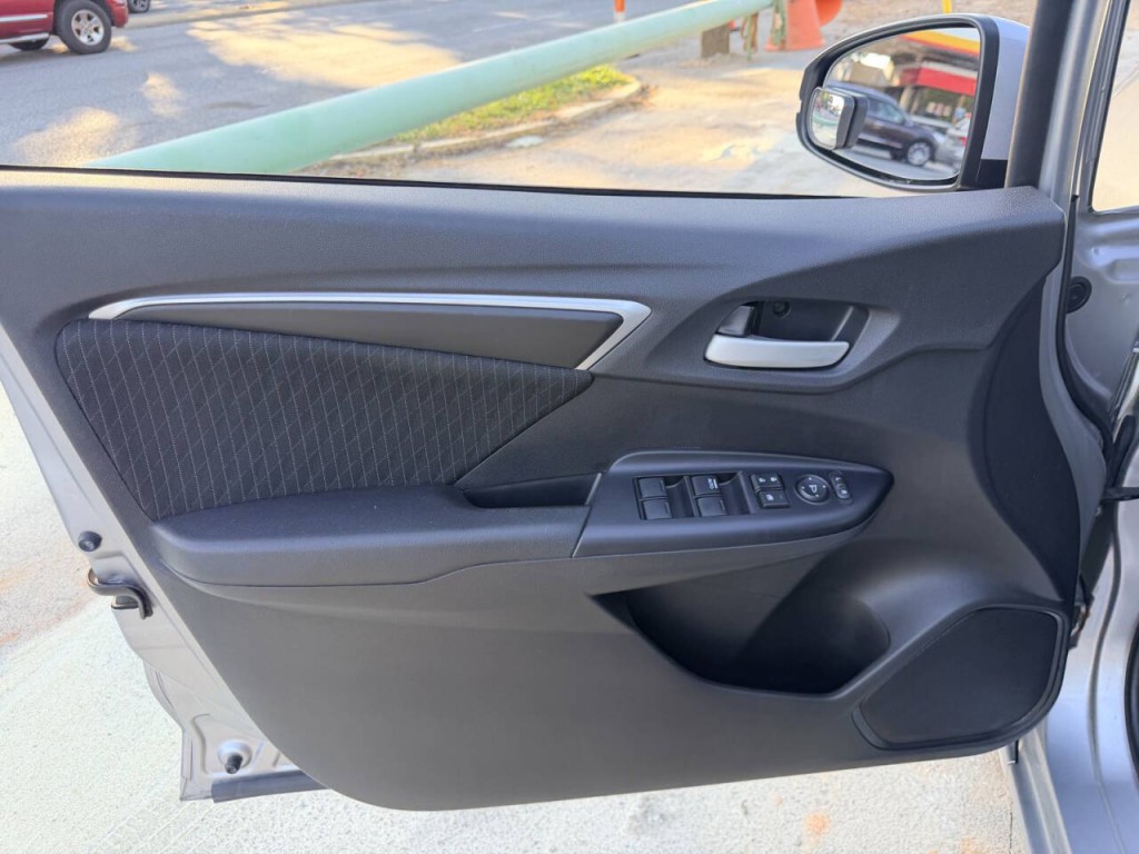 2020 Honda Fit Image 13