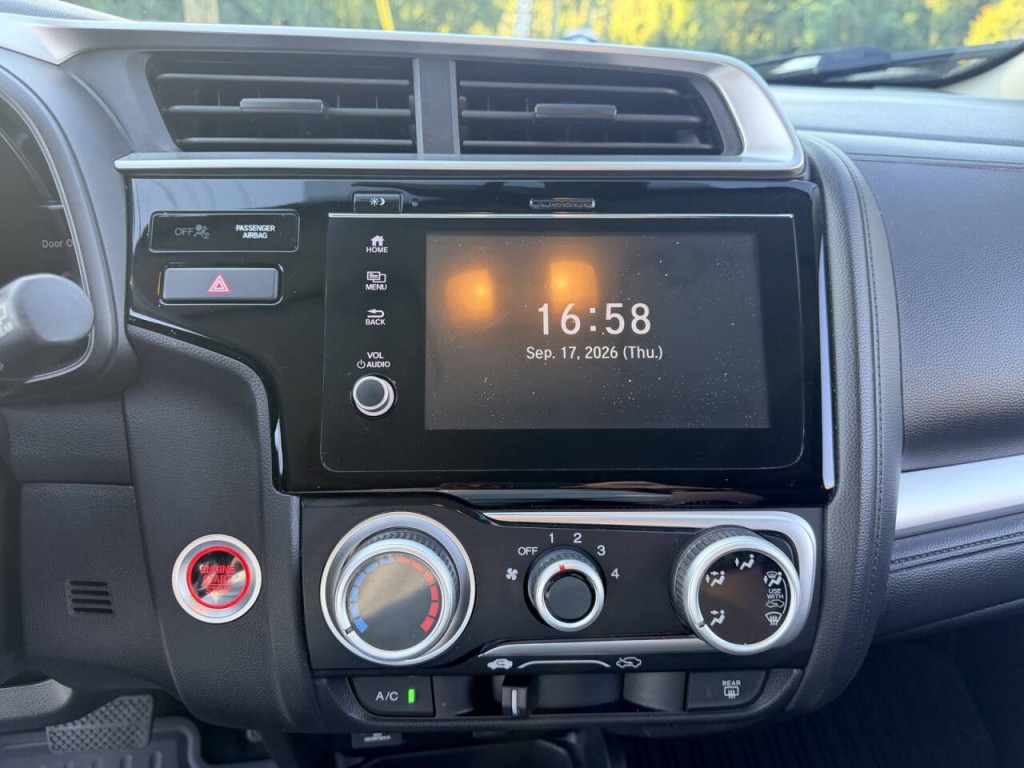 2020 Honda Fit Image 19