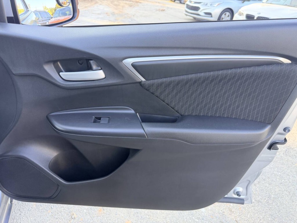 2020 Honda Fit Image 30
