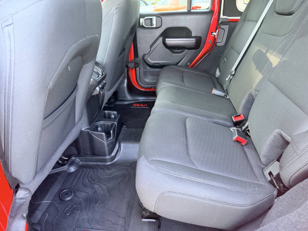 2020 Jeep Wrangler Unlimited Image 24