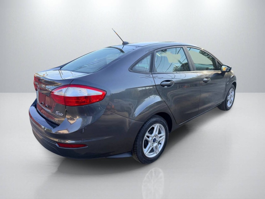 2018 Ford Fiesta Image 6