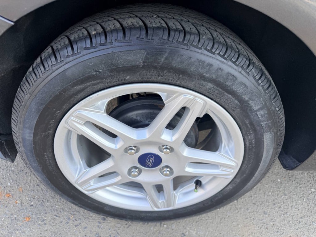 2018 Ford Fiesta Image 9