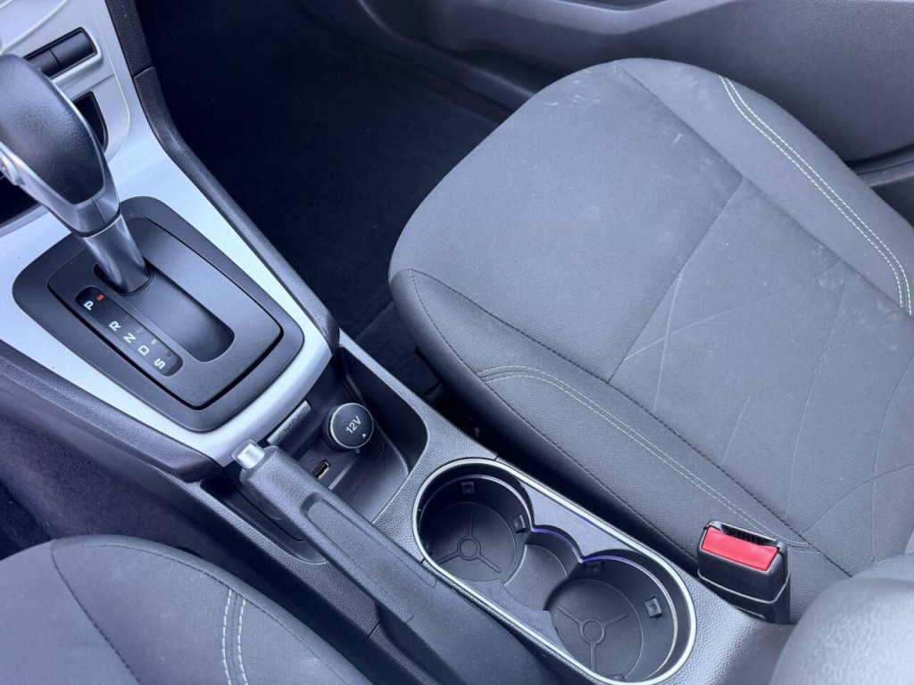 2018 Ford Fiesta Image 19