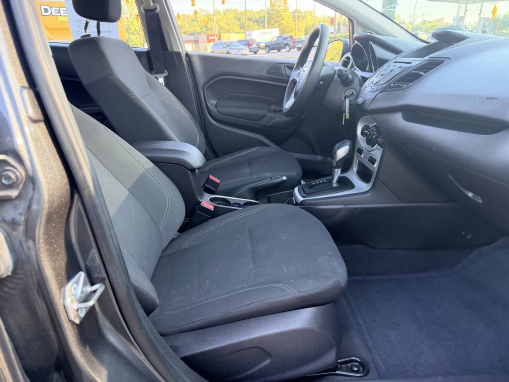 2018 Ford Fiesta Image 26
