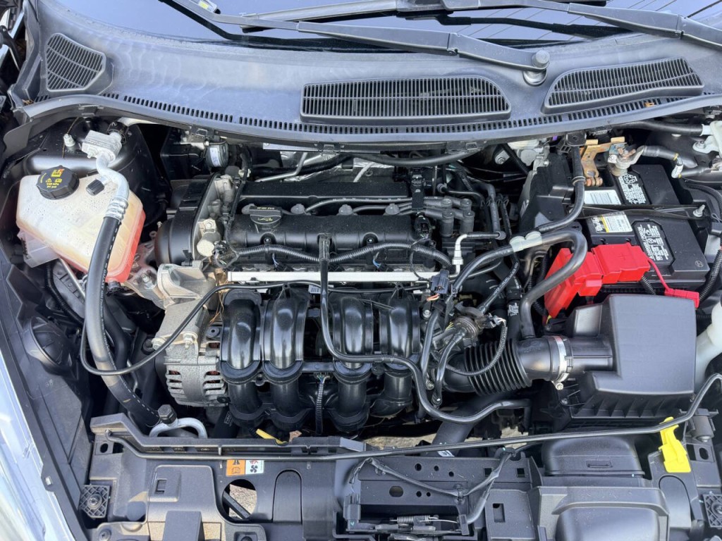 2018 Ford Fiesta Image 28