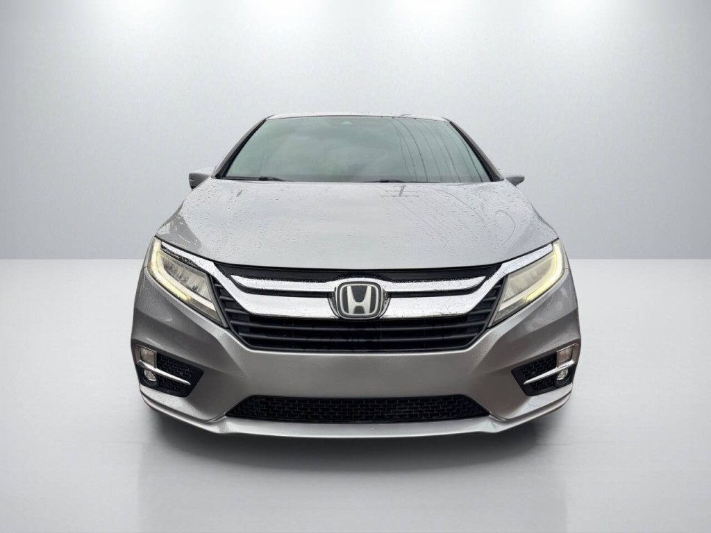 2018 Honda Odyssey Image 2