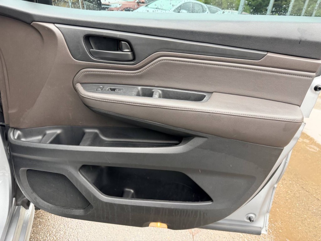 2018 Honda Odyssey Image 32