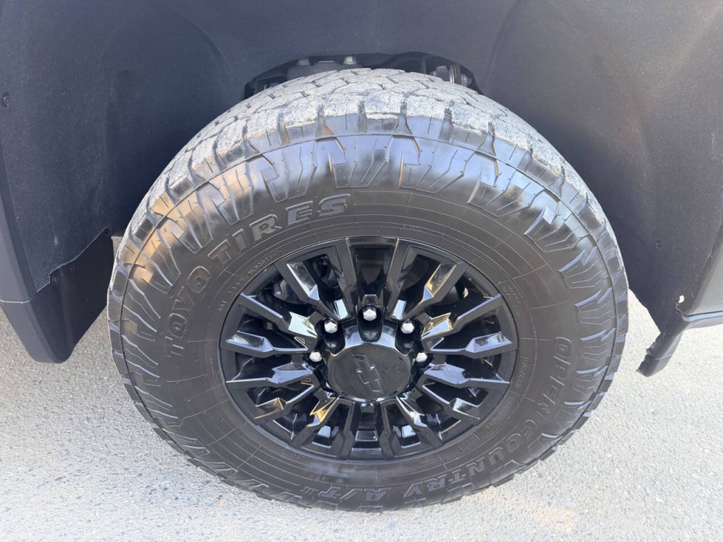 2023 Chevrolet Silverado 1500 Image 9