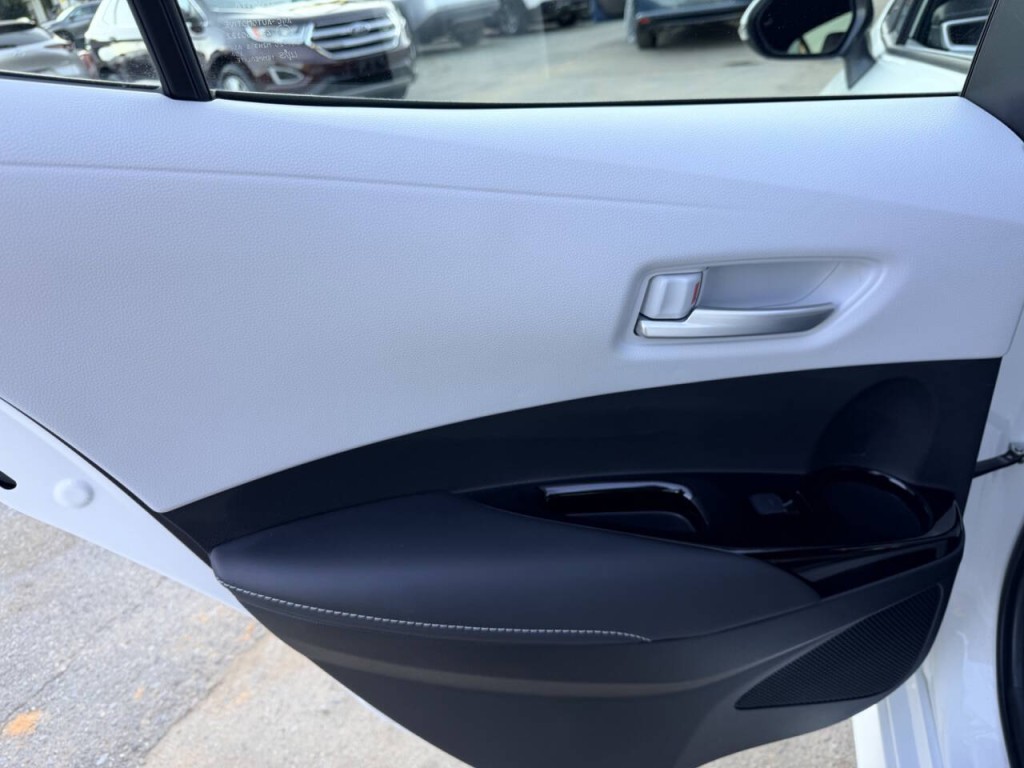 2024 Toyota Corolla Image 25