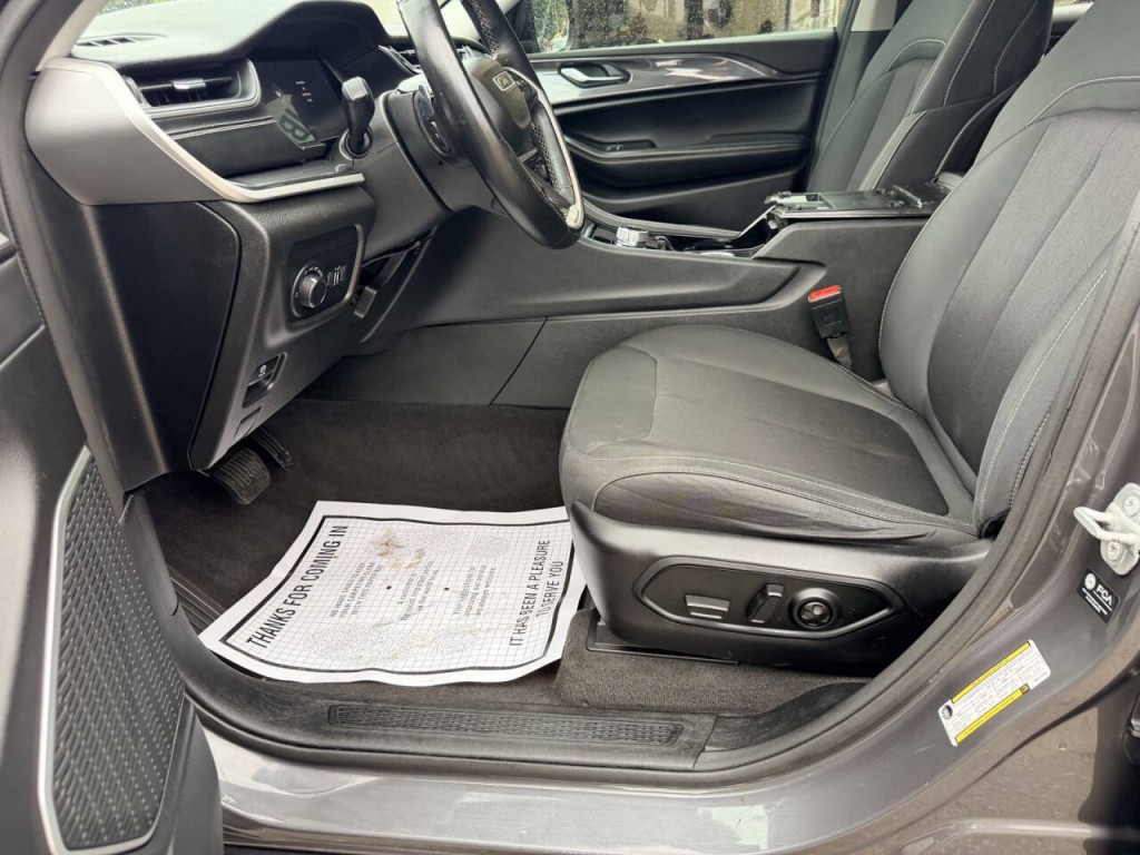 2021 Jeep Grand Cherokee Image 14