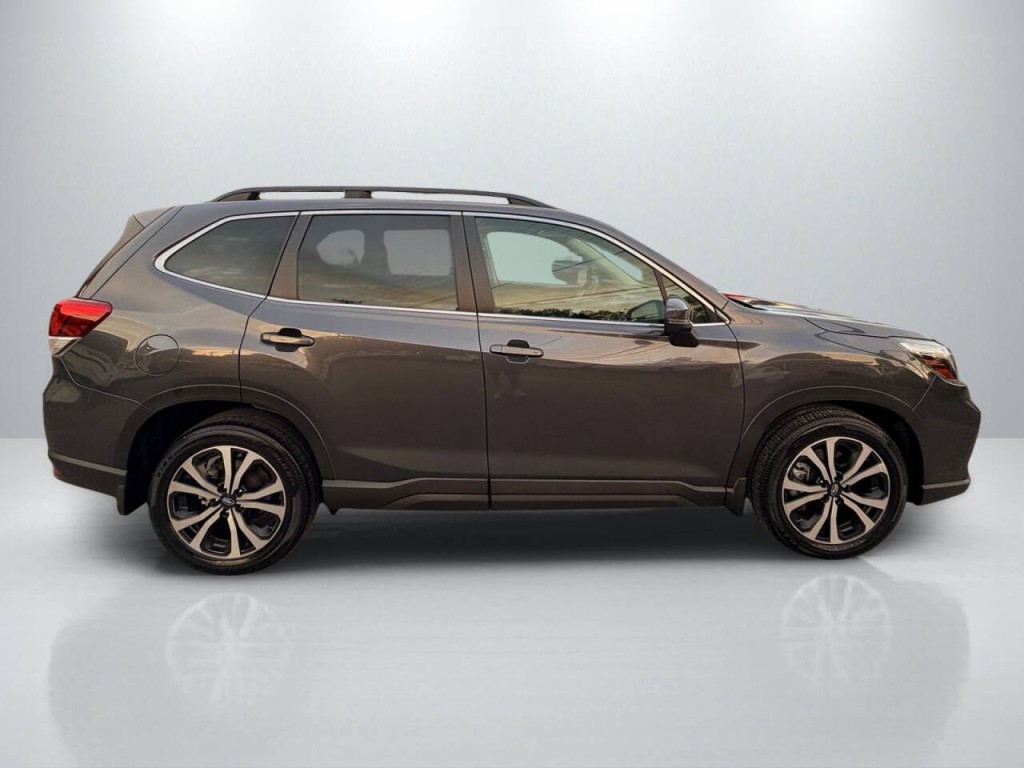 2020 Subaru Forester Image 8