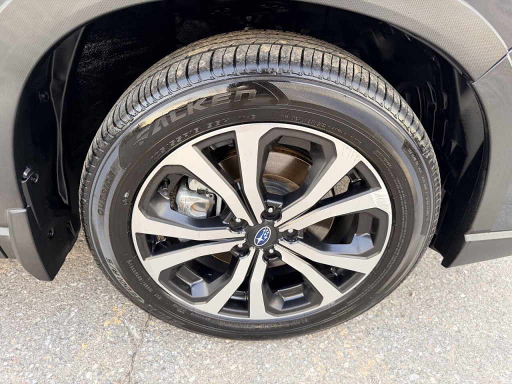 2020 Subaru Forester Image 9
