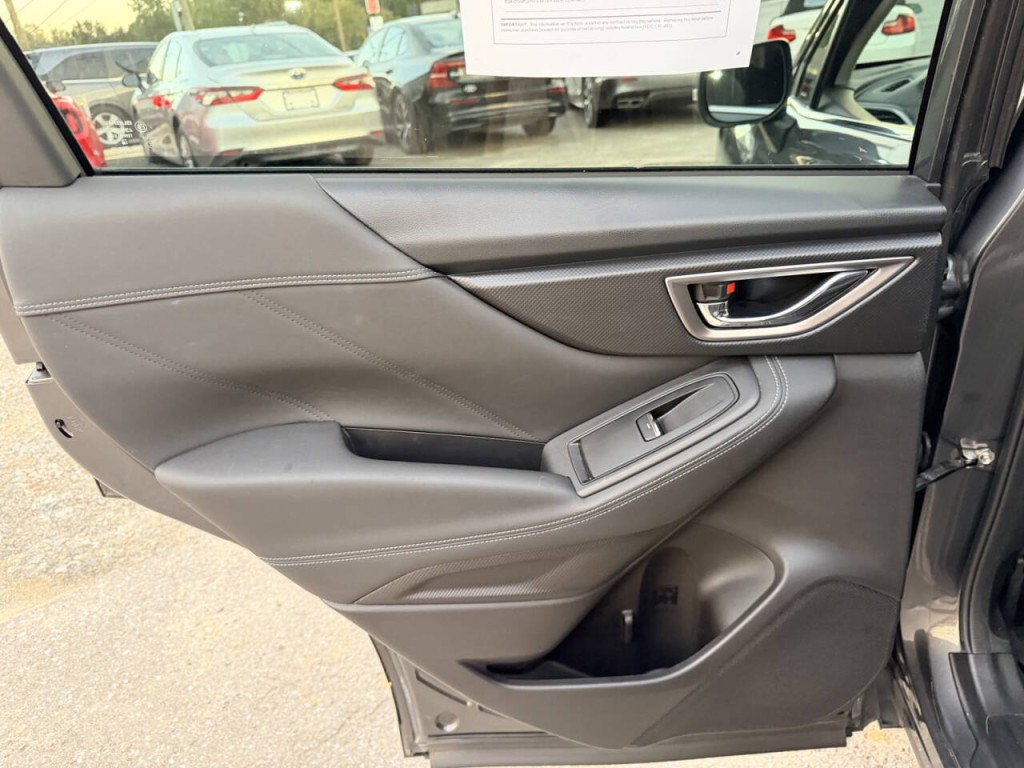 2020 Subaru Forester Image 27