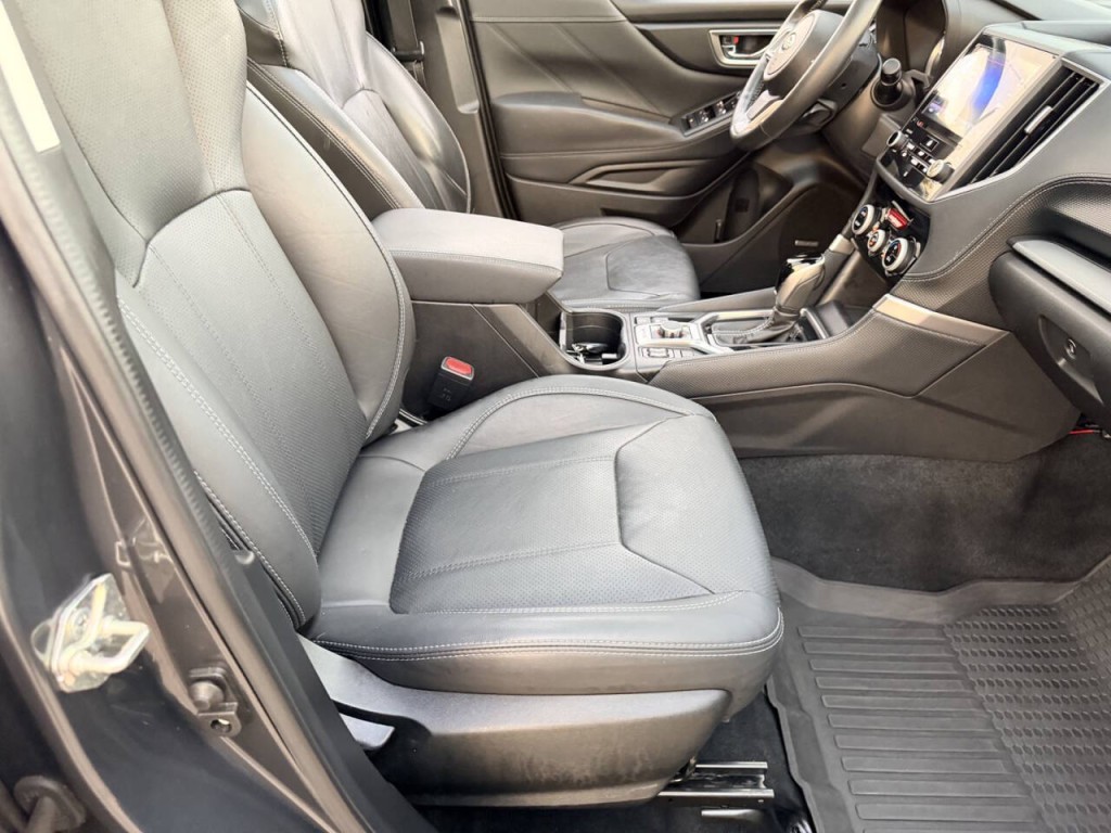 2020 Subaru Forester Image 35