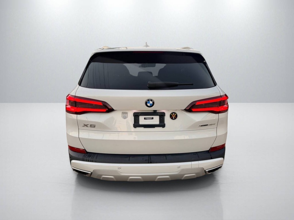 2021 BMW X5 Image 6