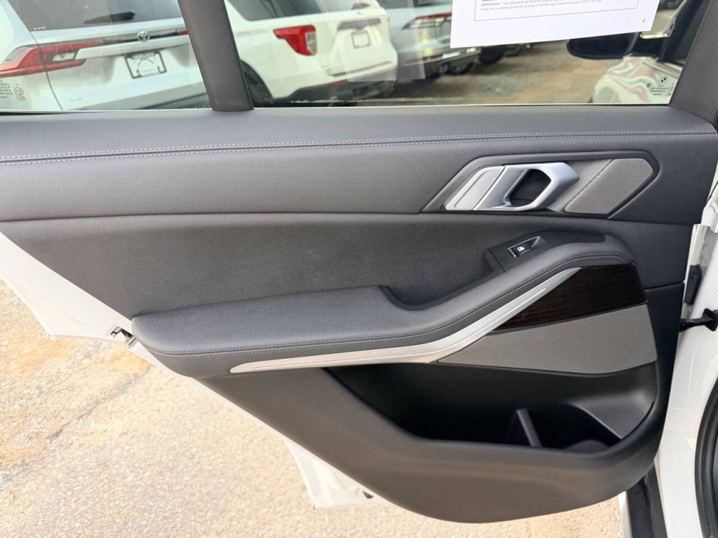 2021 BMW X5 Image 26