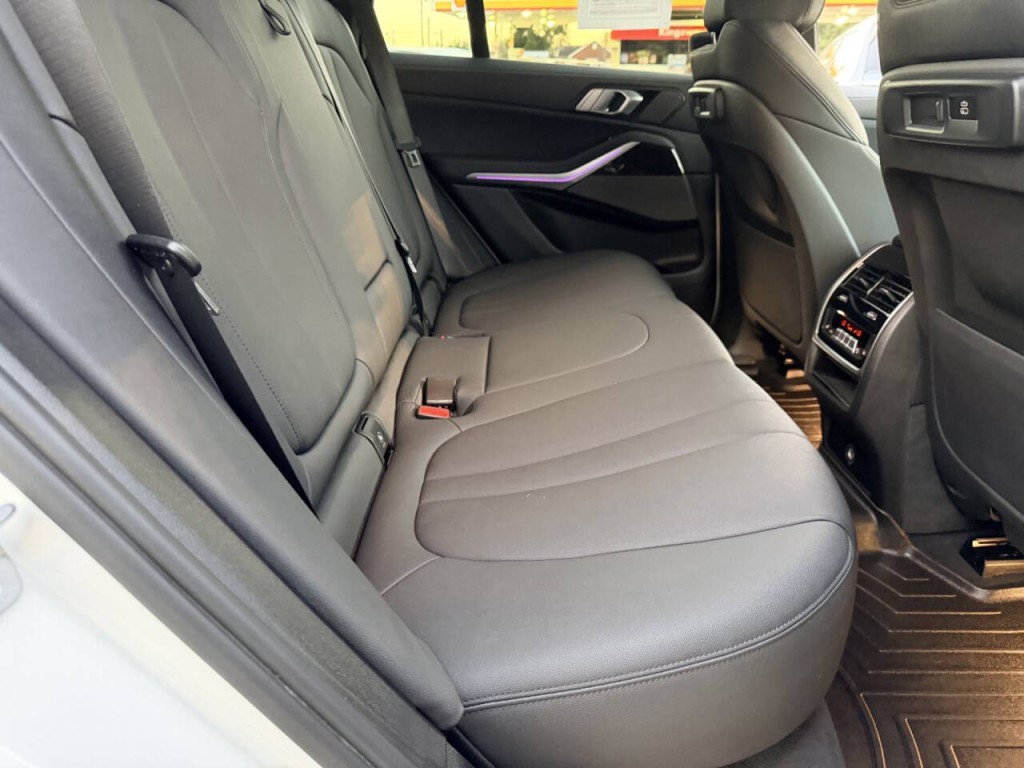 2021 BMW X5 Image 35