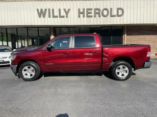 Image for 2021 RAM 1500 Big Horn Crew Cab 5.6 ID: 6642028