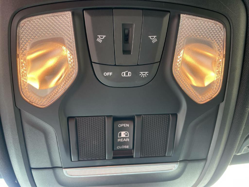 2021 RAM 1500 Image 22