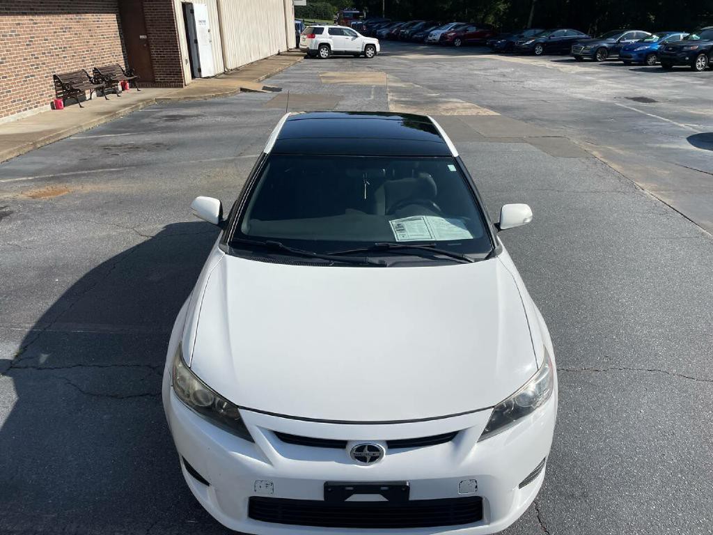 2011 Scion tC Image 9