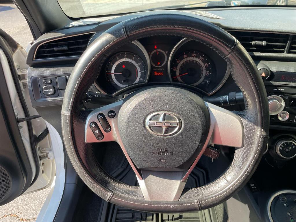 2011 Scion tC Image 12