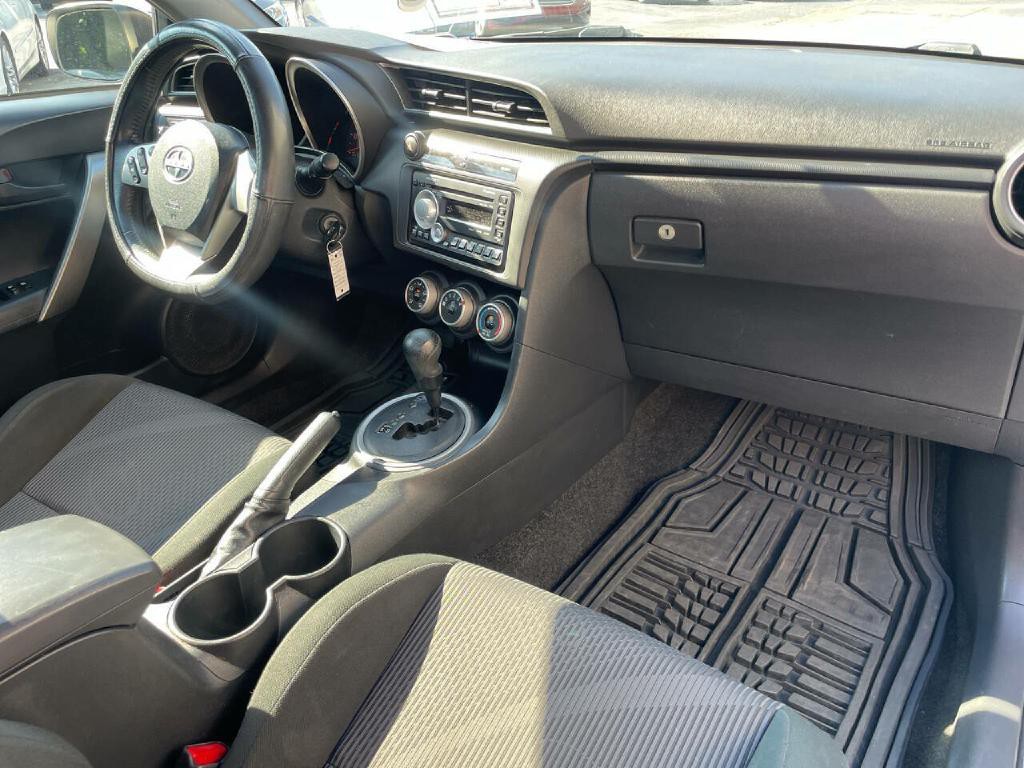 2011 Scion tC Image 21