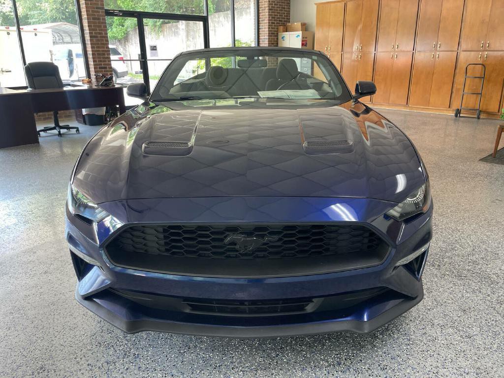 2018 Ford Mustang Image 3