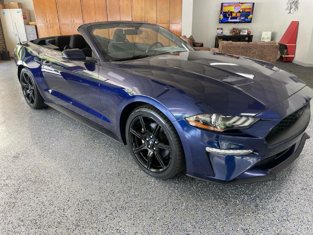 2018 Ford Mustang Image 4