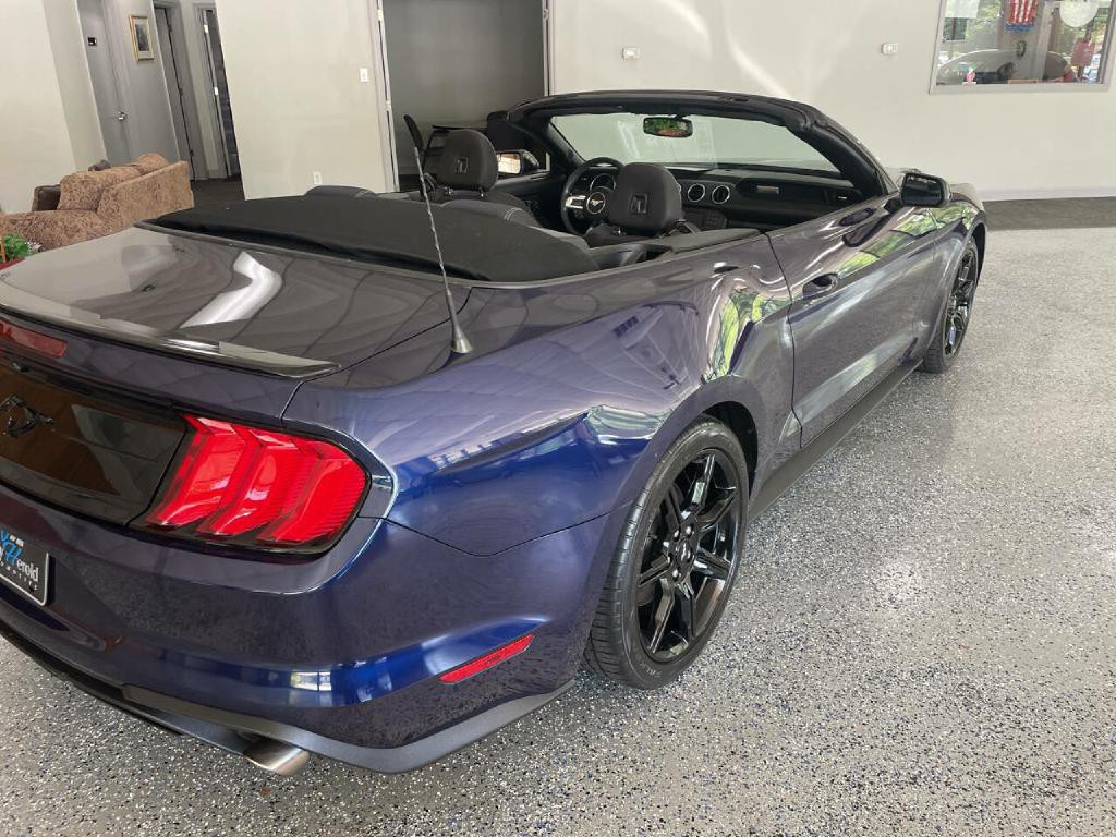 2018 Ford Mustang Image 6