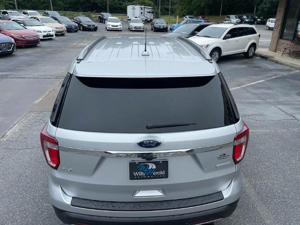 2019 Ford Explorer Image 9