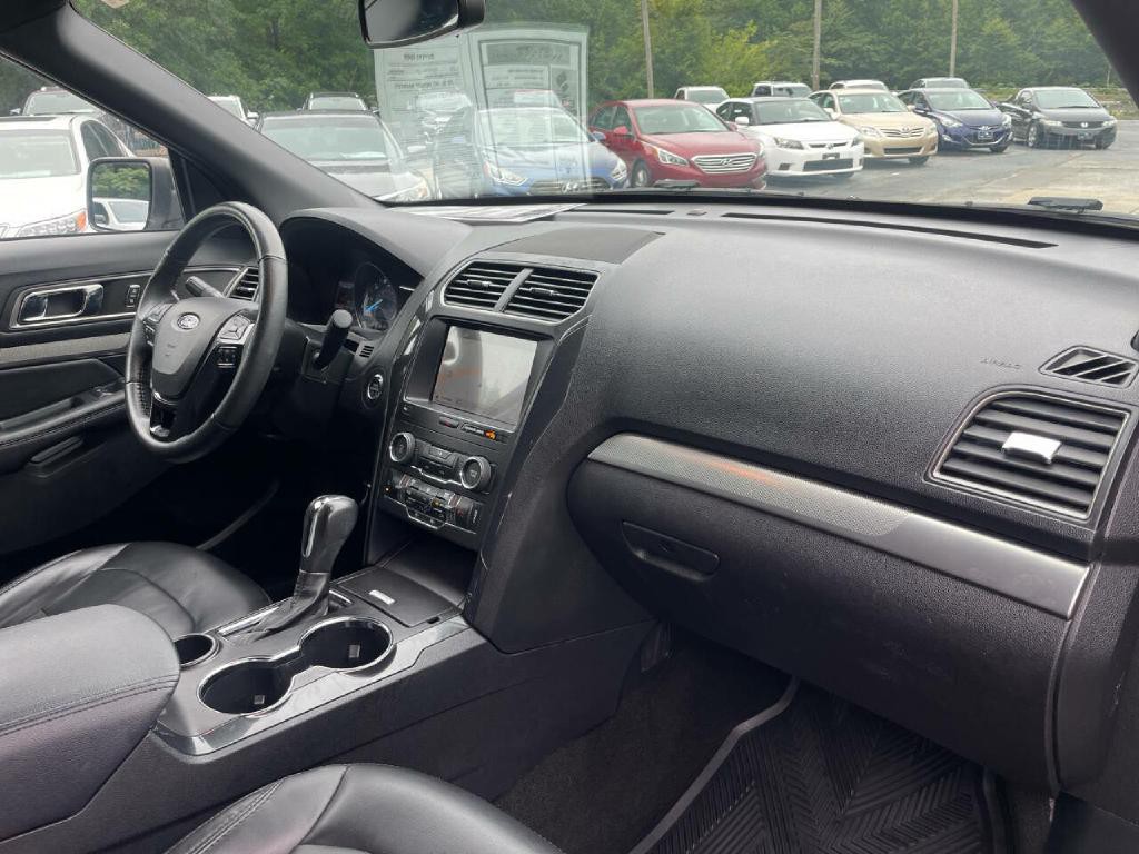2019 Ford Explorer Image 31