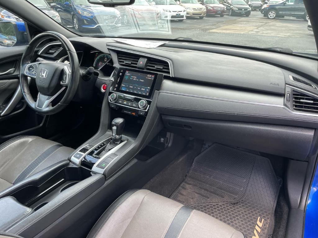 2016 Honda Civic Image 25