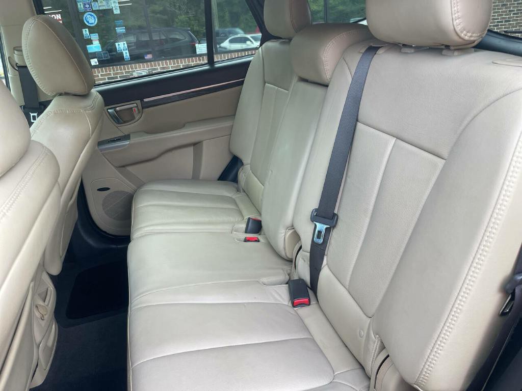 2011 Hyundai Santa Fe Image 21