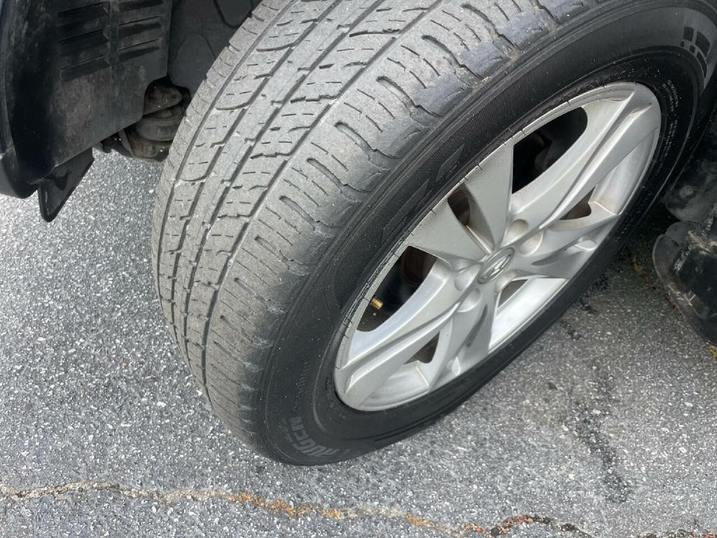 2011 Hyundai Santa Fe Image 31