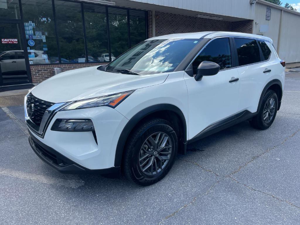 2021 Nissan Rogue Image 2
