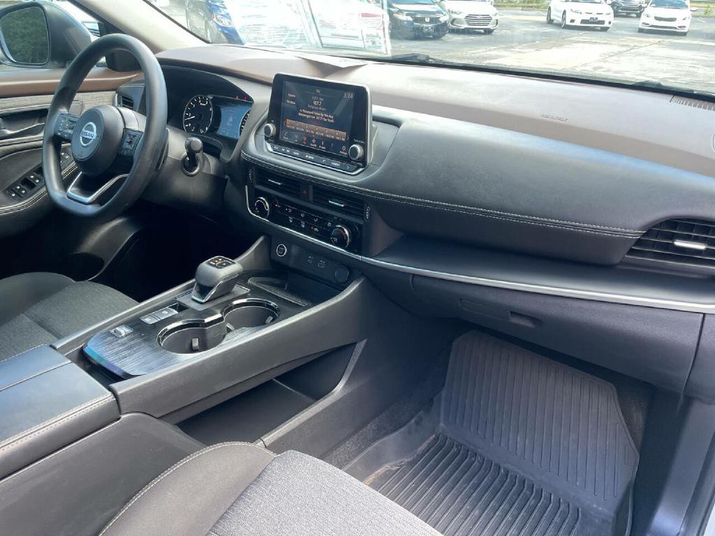 2021 Nissan Rogue Image 25