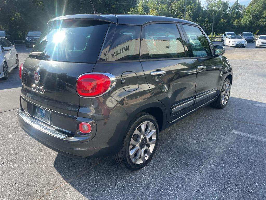 2015 FIAT 500L Image 5