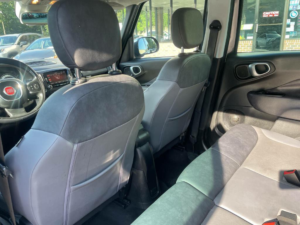 2015 FIAT 500L Image 25