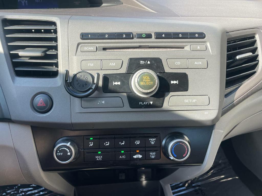 2012 Honda Civic Image 15