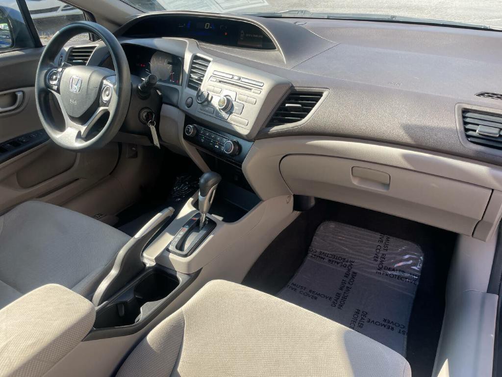 2012 Honda Civic Image 25