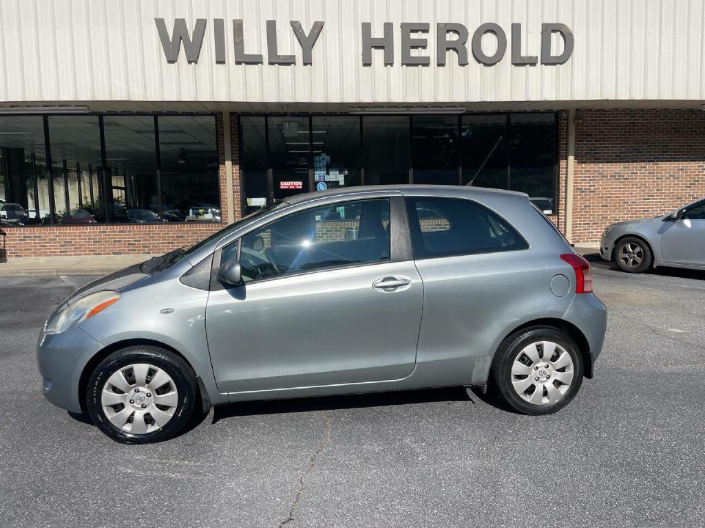 2008 Toyota Yaris Image 1