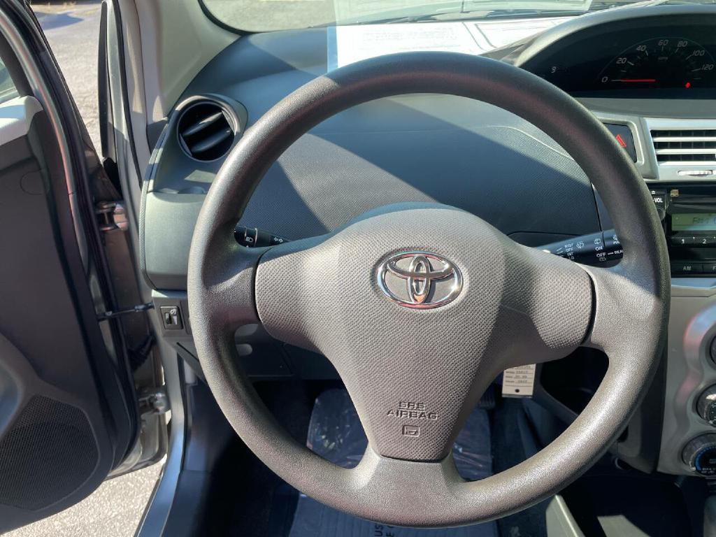2008 Toyota Yaris Image 11