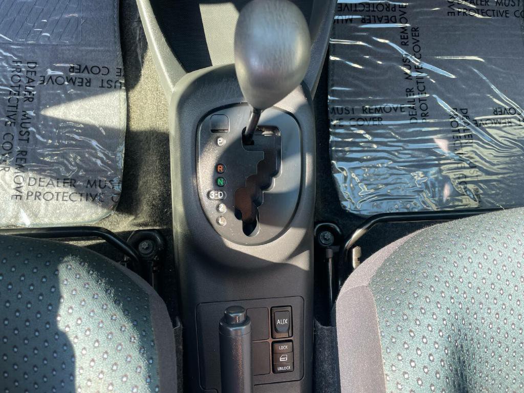 2008 Toyota Yaris Image 15