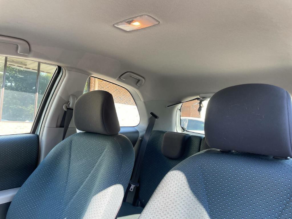 2008 Toyota Yaris Image 16