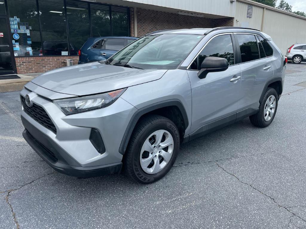 2019 Toyota Rav4 Image 2